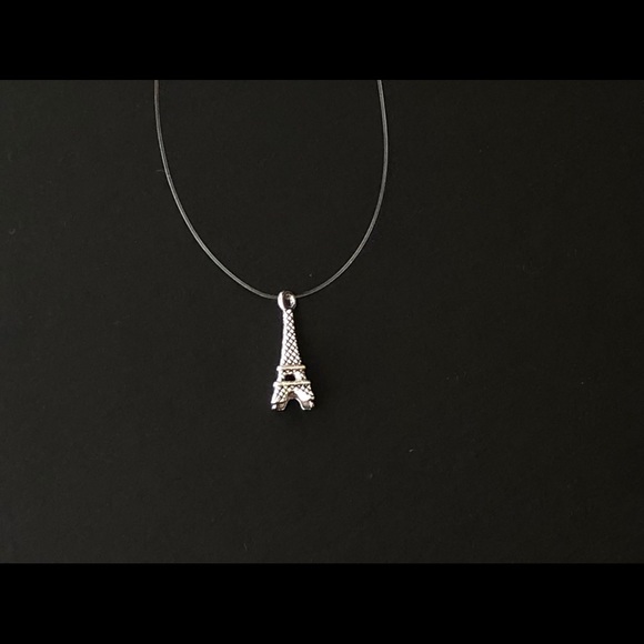 Transparent Invisible Choker Necklace - Picture 6 of 9